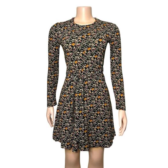 Diane von Furstenberg Dresses & Skirts - Vintage Diane Von Furstenberg Floral Dress With Belt Size 6‎ Made In Italy